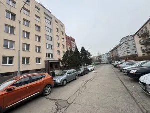 Pronájem bytu 1+1, Ostrava, Zborovská, 40 m2