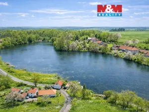 Prodej rybníku, Svojšice, 70738 m2