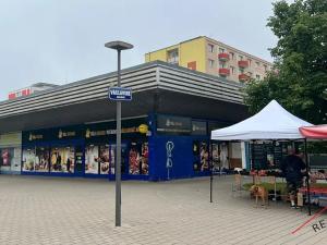 Pronájem obchodního prostoru, Kladno, Václavské náměstí, 292 m2