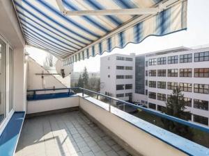 Pronájem bytu 1+kk, Praha - Dejvice, Na Kocínce, 38 m2