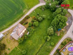 Prodej louky, Dolní Dobrouč - Horní Dobrouč, 1031 m2