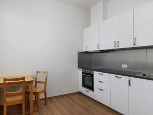 Pronájem bytu 1+kk, Praha - Libeň, Českomoravská, 35 m2