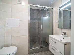 Pronájem bytu 2+kk, Praha - Holešovice, U Pergamenky, 37 m2