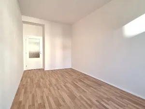 Pronájem bytu 2+kk, Praha - Vršovice, Finská, 43 m2