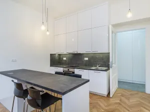 Pronájem bytu 2+kk, Praha - Vršovice, Na spojce, 55 m2