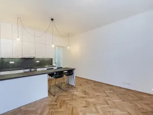 Pronájem bytu 2+kk, Praha - Vršovice, Na spojce, 55 m2