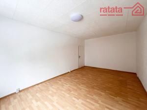 Pronájem bytu 1+1, Chomutov, Hutnická, 40 m2