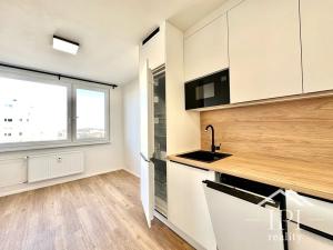 Pronájem bytu 2+kk, Praha - Horní Měcholupy, Boloňská, 37 m2