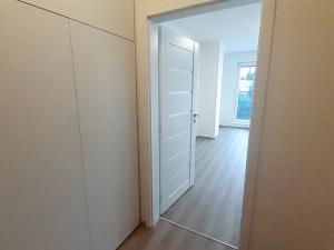 Pronájem bytu 1+kk, Praha - Košíře, Černochova, 28 m2