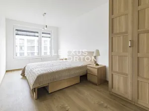 Pronájem bytu 2+kk, Praha - Vysočany, Stejnosměrná, 61 m2