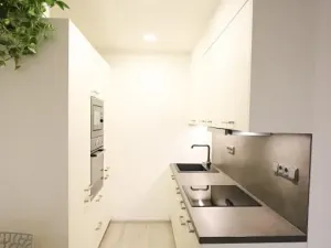 Prodej bytu 2+kk, Praha - Prosek, Lovosická, 45 m2