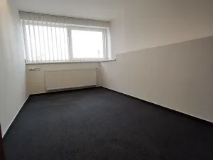 Pronájem obchodního prostoru, Hradec Králové, Vlčkovická, 300 m2