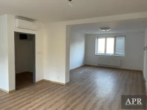 Pronájem bytu 4+1, Uherský Brod, Vlčnovská, 90 m2