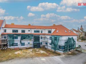 Prodej komerční nemovitosti, Lišany, Pražská, 9000 m2