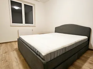 Pronájem bytu 2+kk, Praha - Štěrboholy, U školy, 50 m2