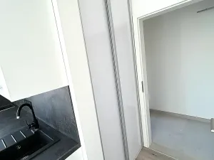 Pronájem bytu 1+kk, Tuchoměřice, V Kněžívce, 22 m2