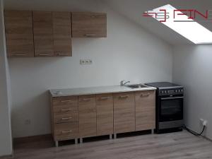 Pronájem bytu 2+kk, Kladno - Dubí, Hradčanská, 57 m2