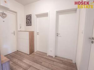 Prodej bytu 3+kk, Holubice, 192 m2