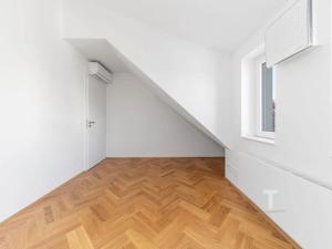 Prodej bytu 5+kk, Praha - Vinohrady, Hradešínská, 172 m2