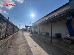 Pronájem skladu, Beroun, Lidická, 3000 m2