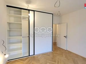 Pronájem bytu 3+kk, Praha - Smíchov, Klicperova, 91 m2