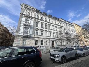 Pronájem bytu 2+kk, Praha - Vinohrady, Slovenská, 57 m2