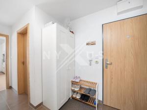 Prodej bytu 2+kk, Hostivice, Ječná, 61 m2