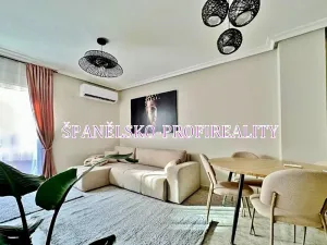 Prodej bytu 3+kk, Torrevieja, Španělsko, 65 m2