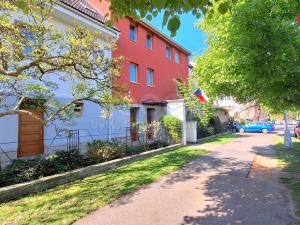 Prodej bytu 1+kk, Hradec Králové - Nový Hradec Králové, Na Hrázce, 30 m2