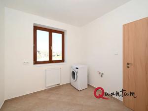 Pronájem rodinného domu, Praha - Miškovice, Před skálou, 166 m2