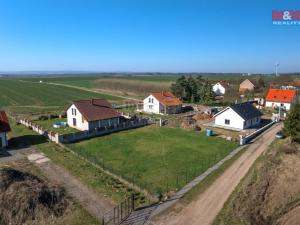 Prodej pozemku pro bydlení, Milostín - Povlčín, 895 m2