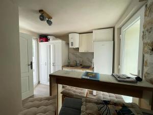 Prodej rodinného domu, Poniklá, 64 m2