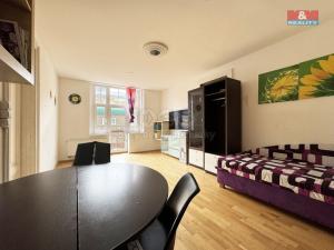 Prodej bytu 4+1, Karlovy Vary, Varšavská, 124 m2