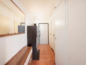 Prodej bytu 1+kk, Praha - Háje, Bajkonurská, 28 m2
