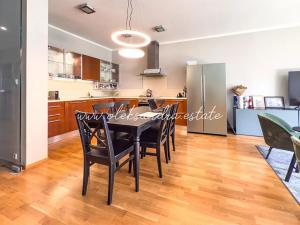 Pronájem bytu 4+kk, Praha - Vinohrady, Korunní, 105 m2
