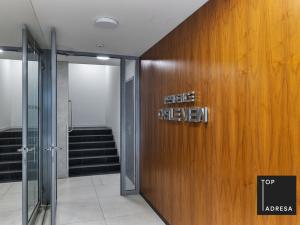 Pronájem bytu 2+kk, Praha - Podolí, Na hřebenech I, 62 m2