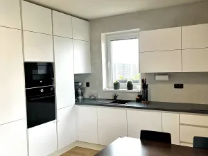 Prodej bytu 3+kk, Polerady, 76 m2