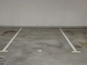 Prodej garážového stání, Brno, 13 m2