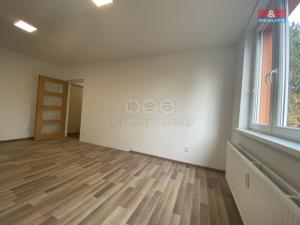 Pronájem bytu 2+1, Orlová - Lutyně, Kpt. Jaroše, 55 m2
