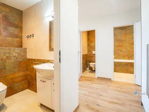 Pronájem bytu 4+1, Slaný, Vikova, 84 m2
