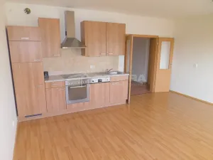 Pronájem bytu 2+kk, Praha - Uhříněves, Františka Diviše, 60 m2