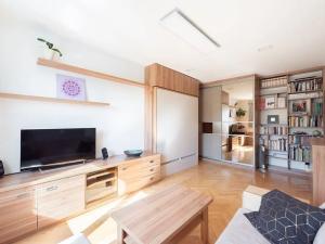 Pronájem bytu 2+1, Praha - Strašnice, Dvouletky, 56 m2