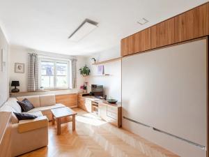 Pronájem bytu 2+1, Praha - Strašnice, Dvouletky, 56 m2