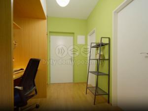 Prodej bytu 1+kk, Holubice - Kozinec, Buková, 40 m2