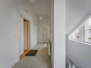 Pronájem kanceláře, Praha - Vinohrady, Fričova, 74 m2