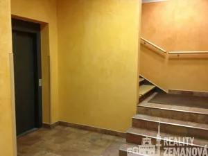 Pronájem kanceláře, Praha - Michle, Nuselská, 31 m2