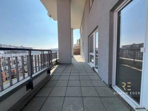 Pronájem bytu 3+kk, Praha - Vysočany, Pod Harfou, 160 m2