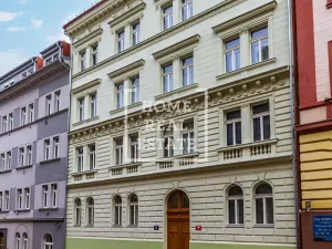 Pronájem bytu 1+kk, Praha - Žižkov, Krásova, 27 m2