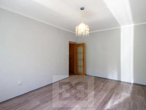 Pronájem bytu 2+1, Praha - Malešice, Tuchorazská, 52 m2