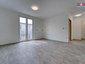 Prodej bytu 2+kk, Vochov, 43 m2